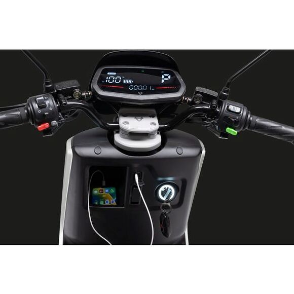 NIU NIU NQi Sport X 45 km/h Standard Range Vit